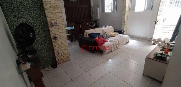 Casa com 4 Quartos à venda, 219m² no Politeama, Salvador