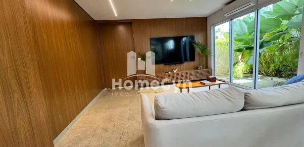 Sobrado com 5 Quartos para alugar, 300m² no Jardins Valência, Goiânia