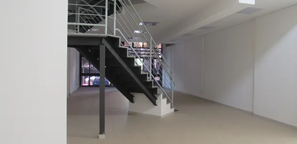 Prédio Comercial para venda ou aluguel, 1340m² no Cruzeiro, Belo Horizonte