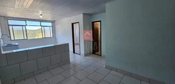 Apartamento com 2 Quartos para alugar, 60m² no Chácara Flora, Petrópolis