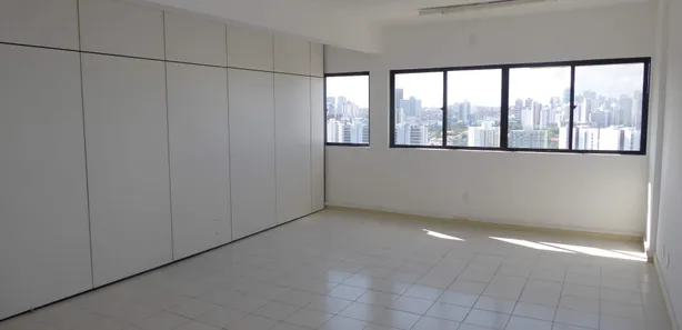 Sala Comercial com 8 Quartos à venda, 282m² no Pituba, Salvador