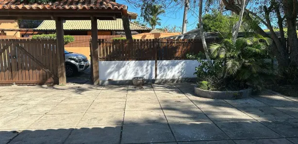 Casa com 4 Quartos para alugar, 176m² no Peró, Cabo Frio