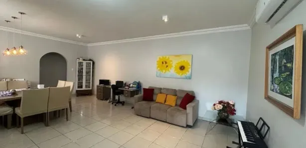 Casa com 3 Quartos à venda, 250m² no Adrianópolis, Manaus