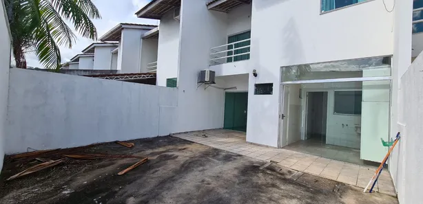 Casa com 3 Quartos para venda ou aluguel, 214m² no Flores, Manaus