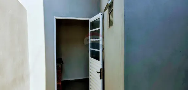 Kitnet com 1 Quarto para alugar, 25m² no Parque Residencial Rossetti, Cosmópolis