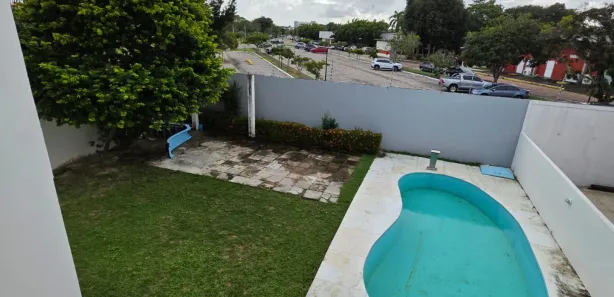 Casa de Condomínio com 4 Quartos para alugar, 330m² no Candelária, Natal