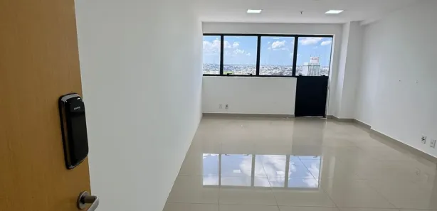 Sala Comercial para alugar, 30m² no Adrianópolis, Manaus