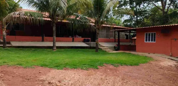 Fazenda/Sítio com 4 Quartos à venda, 8400m² no , Niquelândia