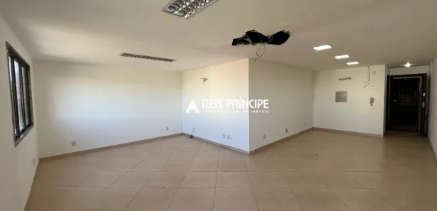 Ponto Comercial para alugar, 45m² no Recreio dos Bandeirantes, Rio de Janeiro