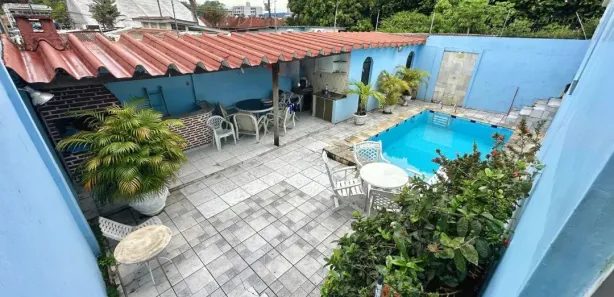 Casa com 4 Quartos à venda, 374m² no Dom Pedro I, Manaus