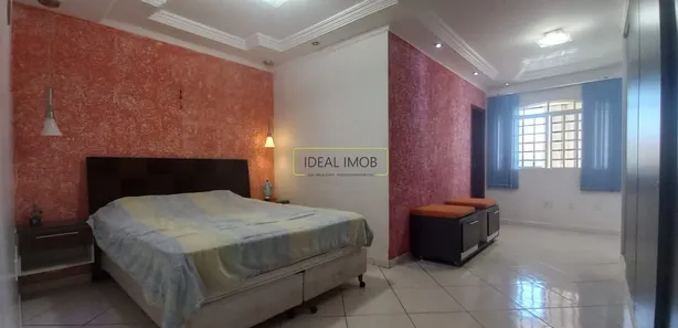 Casa com 5 Quartos à venda, 280m² no Taguatinga Norte, Brasília