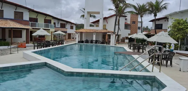 Casa de Condomínio com 5 Quartos para alugar, 200m² no , Nísia Floresta