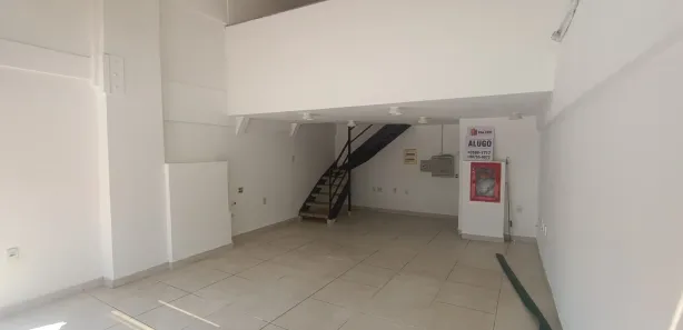 Ponto Comercial para venda ou aluguel, 56m² no Freguesia (Jacarepaguá), Rio de Janeiro