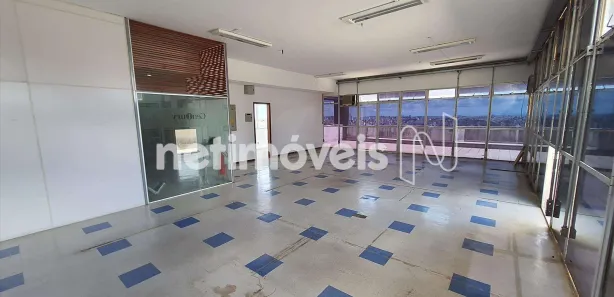Ponto Comercial para alugar, 251m² no Santa Efigênia, Belo Horizonte