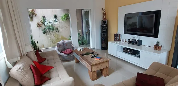 Casa de Condomínio com 3 Quartos para alugar, 200m² no Peró, Cabo Frio