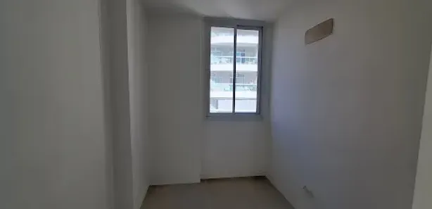 Sala Comercial à venda, 31m² no Santa Rosa, Niterói