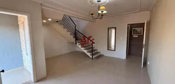 Sobrado com 3 Quartos para alugar, 190m² no Igara, Canoas