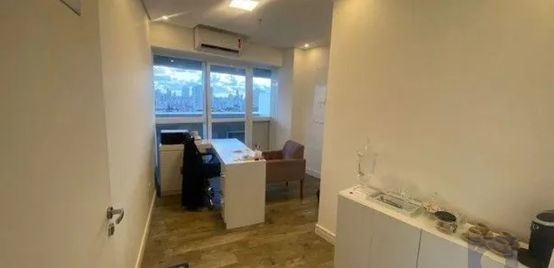 Sala Comercial à venda, 46m² no Vila Belmiro, Santos