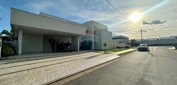 Casa de Condomínio com 3 Quartos à venda, 316m² no Loteamento Jardins Siena, Araguaína