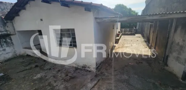 Casa com 2 Quartos à venda, 100m² no Jardim Gutierres, Sorocaba
