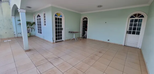 Sobrado com 4 Quartos à venda, 200m² no Setor Central, Brasília