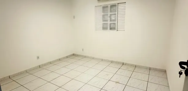 Casa com 2 Quartos à venda, 250m² no Novo Mundo, Várzea Grande