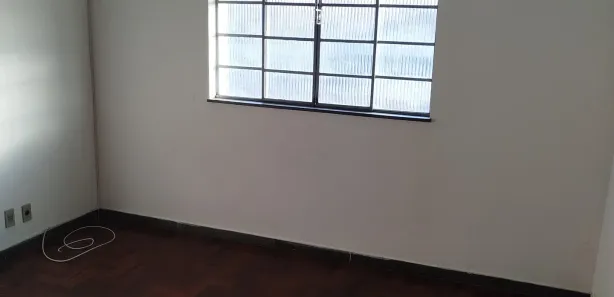 Casa com 3 Quartos para alugar, 110m² no Santa Efigênia, Belo Horizonte