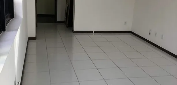 Sala Comercial à venda, 32m² no Brotas, Salvador