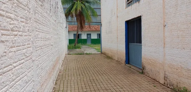 Galpão/Depósito/Armazém com 8 Quartos para alugar, 600m² no Plano Diretor Sul, Palmas