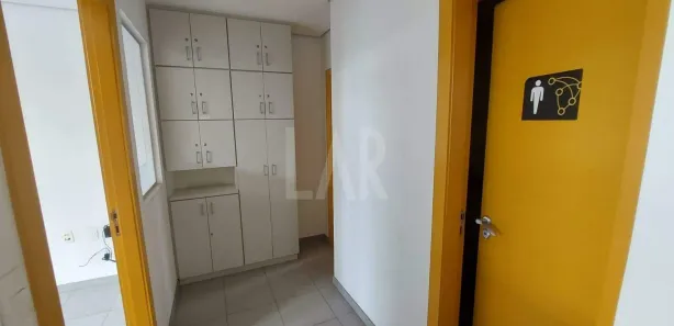 Sala Comercial para alugar, 130m² no Serra, Belo Horizonte