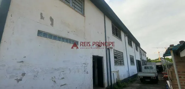 Galpão/Depósito/Armazém à venda, 1352m² no Taquara, Rio de Janeiro