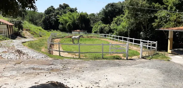 Fazenda/Sítio à venda, 167000m² no , Cachoeira da Prata