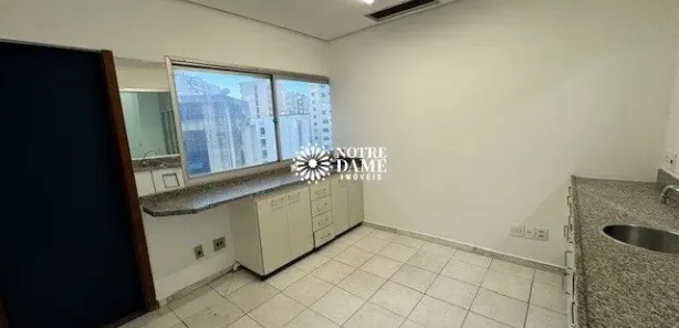 Sala Comercial à venda, 30m² no Lourdes, Belo Horizonte