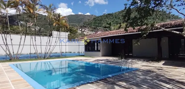 Imóvel Comercial com 1 Quarto para alugar, 890m² no Morin, Petrópolis