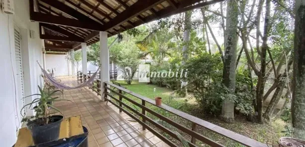 Casa de Condomínio com 4 Quartos para venda ou aluguel, 780m² no Jardim Ana Estela, Carapicuíba