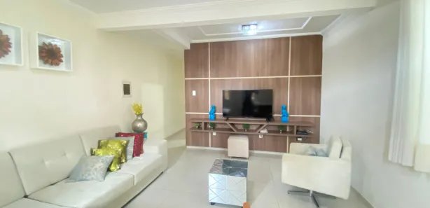 Casa com 4 Quartos à venda, 246m² no Adrianópolis, Manaus