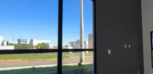 Casa de Condomínio com 3 Quartos para alugar, 220m² no Residencial Villa Suiça, Cidade Ocidental