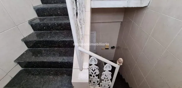 Sala Comercial para alugar, 120m² no Espinheiro, Recife