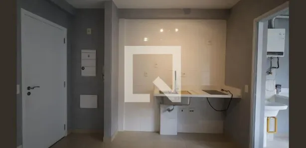 Kitnet com 1 Quarto à venda, 38m² no Vila Suzana, São Paulo