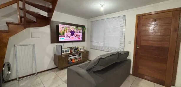 Sobrado com 2 Quartos à venda, 58m² no Querência, Viamão