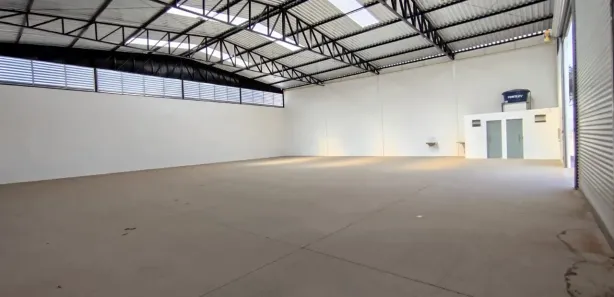 Galpão/Depósito/Armazém para alugar, 400m² no Monte Verde, Betim