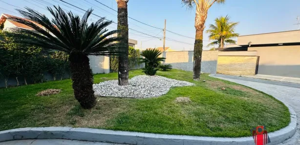 Casa de Condomínio com 4 Quartos para venda ou aluguel, 600m² no Jardim Independência, Taubaté