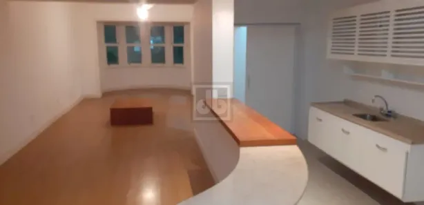 Apartamento com 3 Quartos à venda, 130m² no Leme, Rio de Janeiro