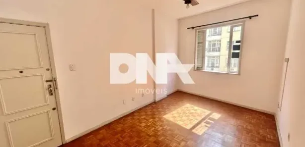 Apartamento com 1 Quarto à venda, 35m² no Leme, Rio de Janeiro