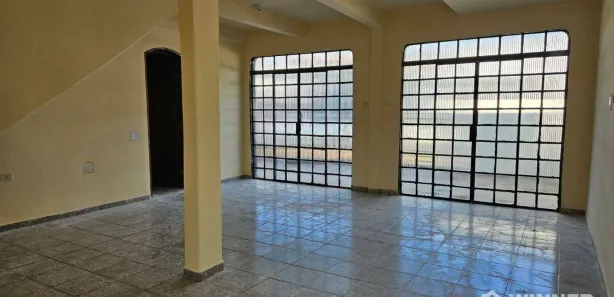 Casa com 3 Quartos para venda ou aluguel, 156m² no Centro, Paranavaí