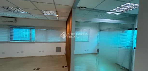 Sala Comercial à venda, 60m² no Vila Bocaina, Mauá