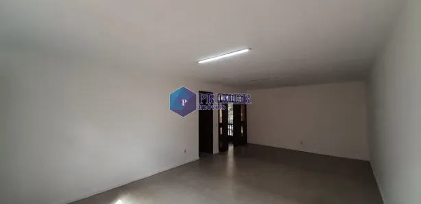 Casa com 3 Quartos para alugar, 275m² no Serra, Belo Horizonte