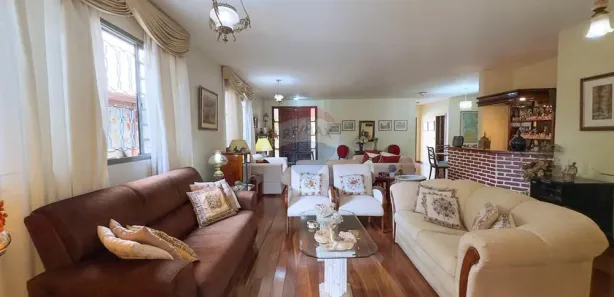 Casa com 5 Quartos à venda, 350m² no Setor de Habitações Individuais Norte, Brasília