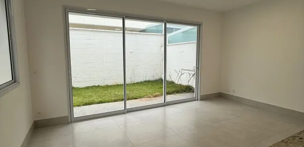Casa de Condomínio com 3 Quartos para alugar, 117m² no Cézar de Souza, Mogi das Cruzes
