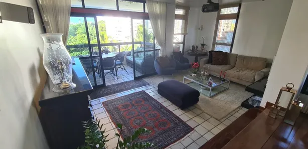Apartamento com 4 Quartos à venda, 200m² no Jardim Apipema, Salvador